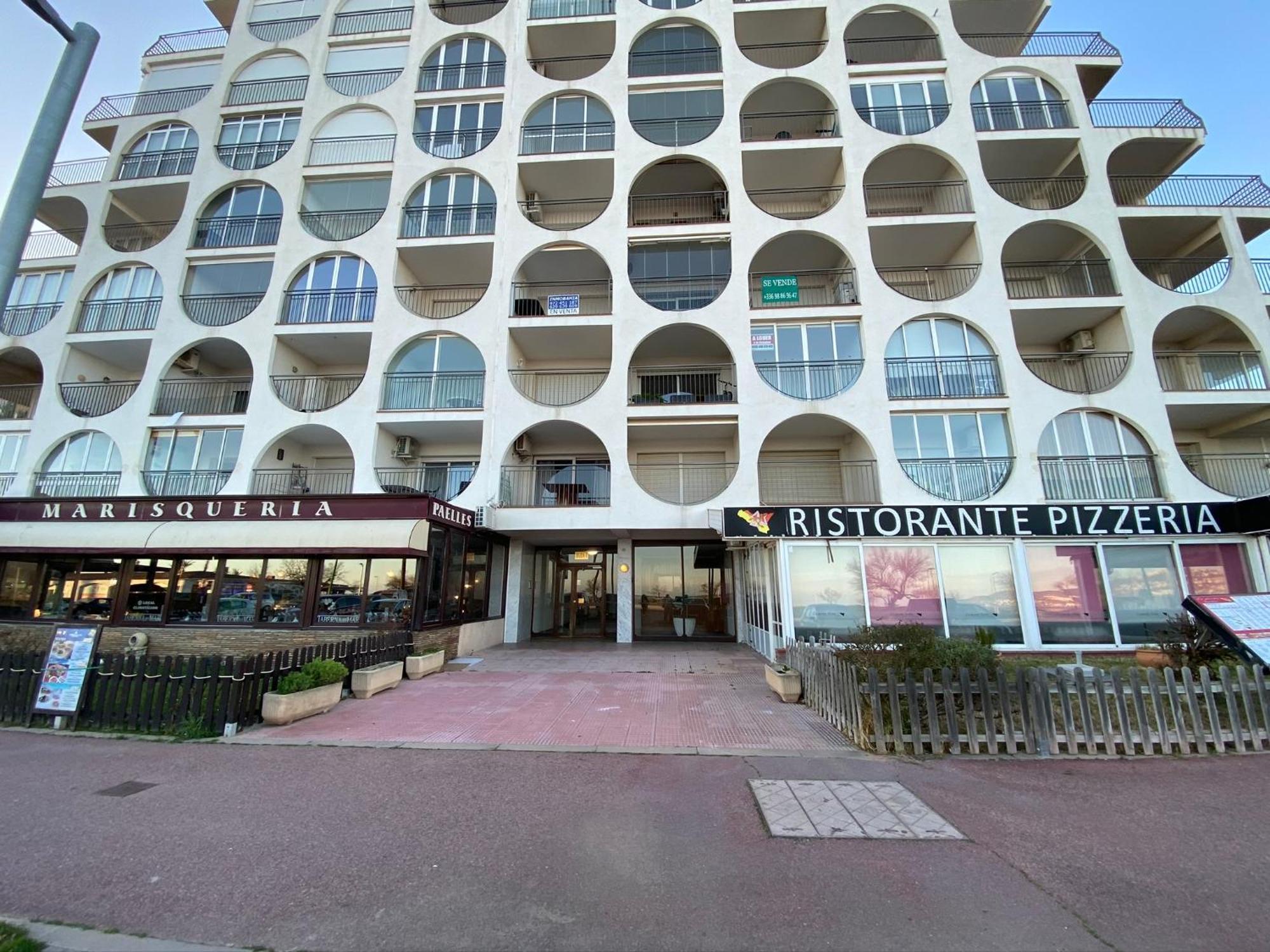 Lux apt 1er ligne mer!Grande terrasse vue superbe! Empuriabrava Eksteriør billede